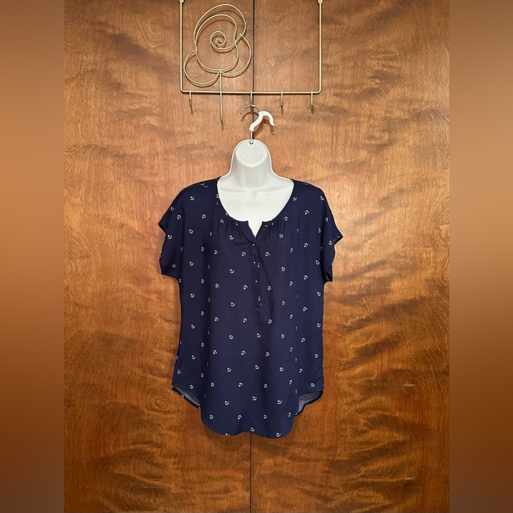 Grand & Greene Short Sleeve Anchor Print Blouse Womens S Navy & White Rayon NWT